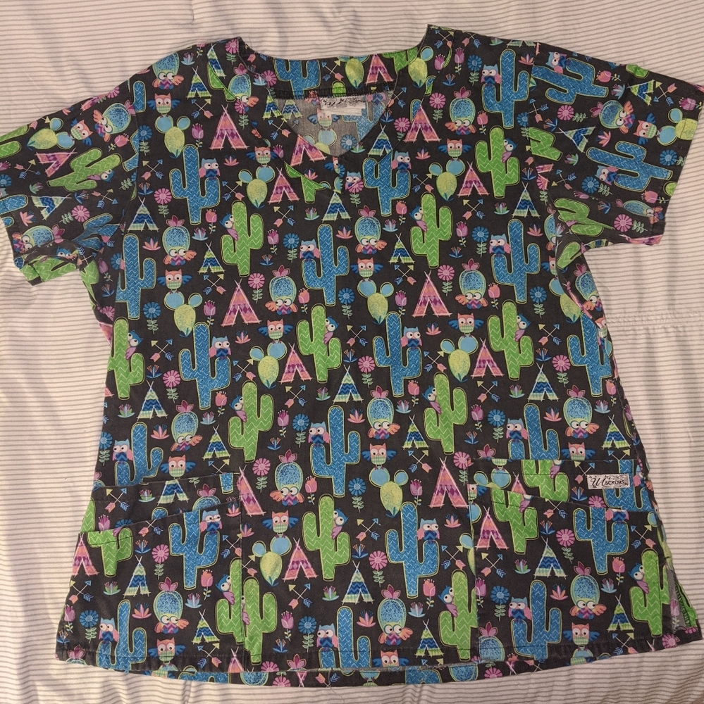 2 LG Scrub Tops. UA uniforms and Zoe and Chloe